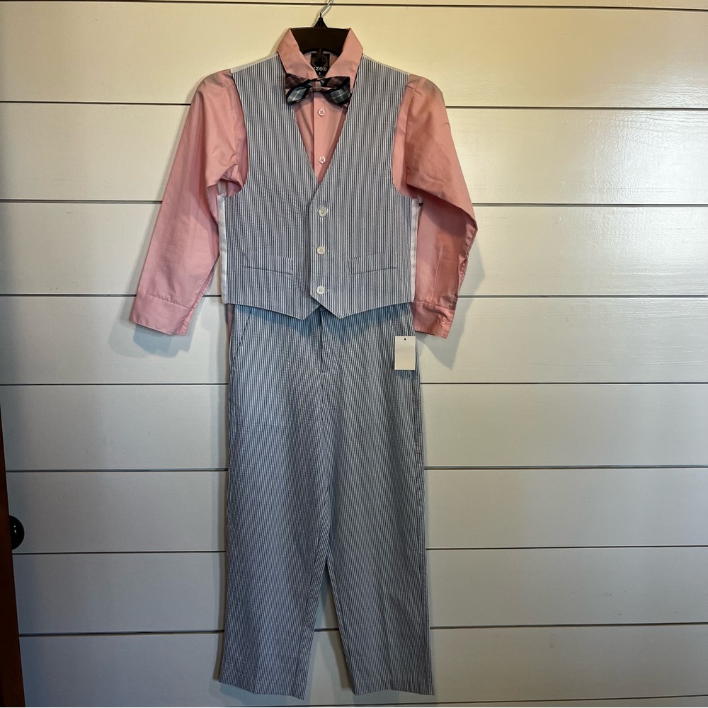 IZOD Boys' 4-Piece Seersucker, Collared Dress Shirt, Tie, Vest, and Pants Size 8